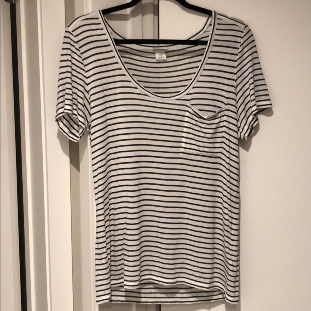 Club Monaco White Striped T Shirt